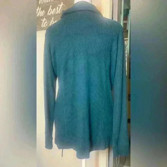 St John’s Bay Women’s Cowl neck long sleeve ribbed top with tie at bottom SMALL - Picture 5 of 6